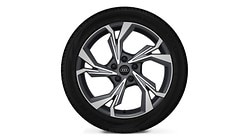 Obręcze kół ze stopu metali lekkich 8.0Jx18", 5 - ramienne z oponami 225/40 R18, 3-letnie ubezpieczenie opon w cenie