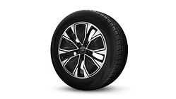 Obręcze kół ze stopu metali lekkich 8.0Jx18", 5 - ramienne Aero, czarne, polerowane, z oponami 235/55 R 18. 3-letnie ubezpieczenie opon w cenie. 